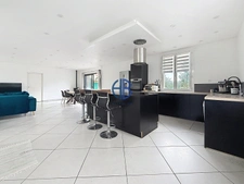Maison Renage 4 pièce(s) 135 m2
