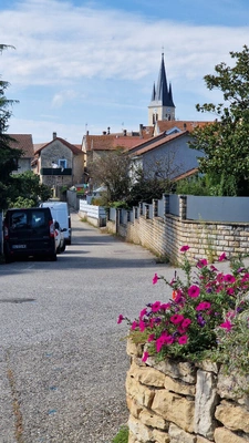 Grande maison de ville avec garage à Trept