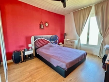AGDE ? SPACIEUX T3 TRAVERSANT DE 85 M² ? DERNIER ÉTAGE ? VUE SUR L'HÉRAULT