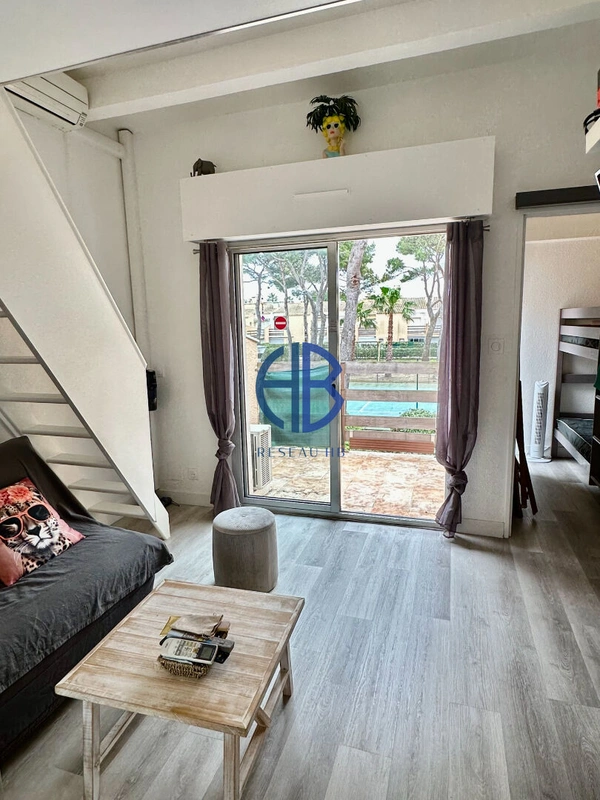Studio cabine et mezzanine aux portes du Village Naturiste