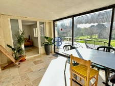 Quartier Mairie - Maison T6 entièrement rénovée avec jardin et garage