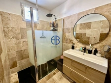 Quartier Mairie - Maison T6 entièrement rénovée avec jardin et garage