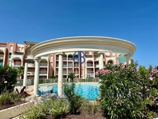 ROCHELONGUE - T2 TERRASSE VUE SUR MER-PISCINE-PARKING ET CELLIER