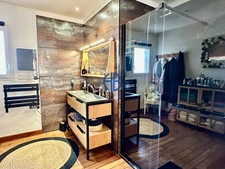 Superbe Villa T5 de plain pied, garage, piscine et jacuzzi - Vias