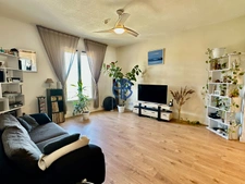 AGDE ? SPACIEUX T3 TRAVERSANT DE 85 M² ? DERNIER ÉTAGE ? VUE SUR L'HÉRAULT