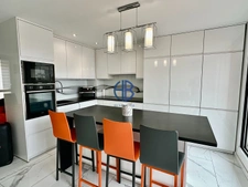 Magnifique duplex avec vue, terrasse et parking - Secteur Centre Port