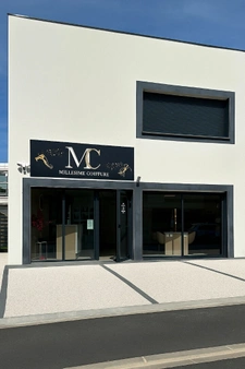 Superbe salon de coiffure neuf de 90m² avec aquabike et parkings - Marseillan