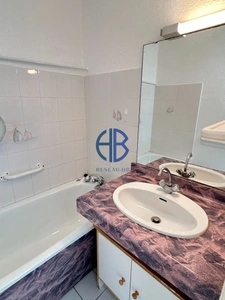 T2 avec parking et piscine devant la plage - Secteur Richelieu