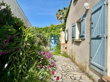 Villa familiale au fort potentiel dans quartier recherché