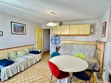 Spacieux T2 avec parking - Secteur Mont Saint Martin