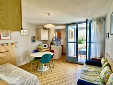 Spacieux T2 avec parking - Secteur Mont Saint Martin