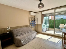 Studio cabine en rez-de-jardin et parking - Secteur Mont St Martin