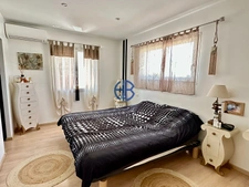 Superbe Villa T5 de plain pied, garage, piscine et jacuzzi - Vias