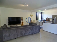 maison individuelle de1964  sur un  terrain plat constructible de 1168 m²