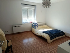 G rande maison  avec fort potentiel