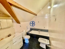 Maison  10 pièce(s) 365 m2