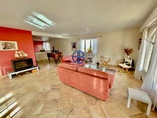 Maison  10 pièce(s) 365 m2