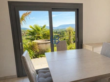 Belle maison de 135 m2 avec piscine sur un terrain de 1853 m2 aux Avenières Veyrins-Thuellin