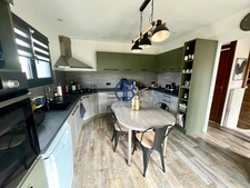 Maison plain-pied de 115 m2 , 4 chambres, sous-sol complet, terrain Les Avenières Veyrins -Thuellin