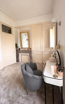 appartement + combles+ cave + place parking