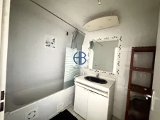 Appartement Grenoble  3 pièces  69 m2 AVEC CAVE GARAGE EN SUS