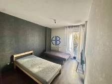 Appartement Grenoble  3 pièces  69 m2 AVEC CAVE GARAGE EN SUS