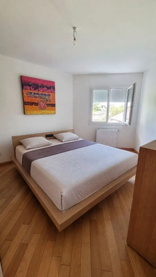SAINT-VICTOR-DE-CESSIEU - MAISON T6 - 136 M² - 4 CHAMBRES - TERRAIN 1 465 M² - TERRASSE PLEIN SUD - DPE B