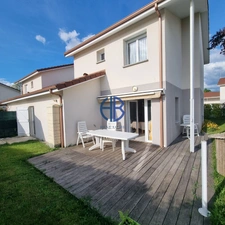 NOUVEAUTE - Maison 4 pièces 89 m2 à ROCHETOIRIN - Terrain 312m2