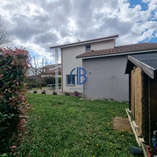 Coup de coeur à ROCHETOIRIN - Maison familiale T5 avec jardin, terrasse, et vie à pied !