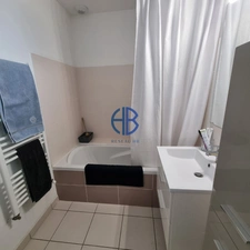 Coup de coeur à ROCHETOIRIN - Maison familiale T5 avec jardin, terrasse, et vie à pied !