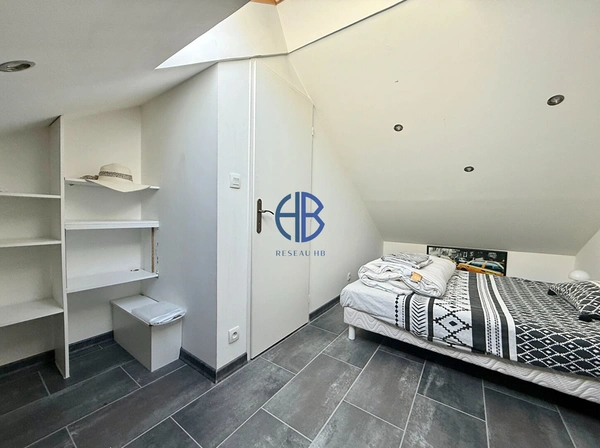 Maison à vivre de plain-pied  sur 100m² + 3-4 ch à étage  - terrain 850m²
