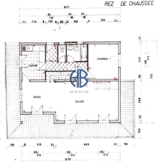 Chalet  de 113 m2 + sous-sol sur 7500m2 de terrain.