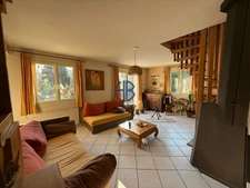 Maison de 134 m² + sur 2000 m² de terrain +  piscine