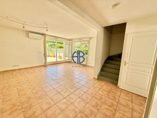 Appartement  spacieux type 4 avec belle pièce à vivre + terrasse