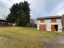 Ferme sur 900 m2 de terrain