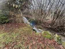 Ferme sur 900 m2 de terrain