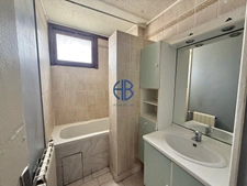 Appartement T4 lumineux au dernier étage