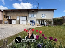 Maison avec dépendances sur 5050 m2 de terrain