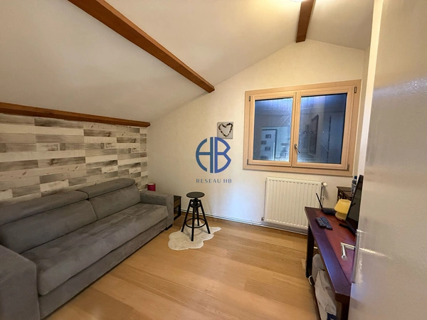 Maison 5 chambres de 169 m2 + sous-sol complet +piscine