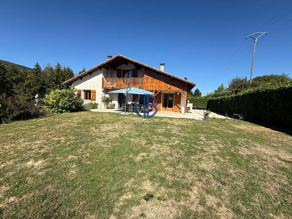 Maison 5 chambres de 169 m2 + sous-sol complet +piscine