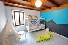 Grande Maison Dauphinoise 5 pièces avec combles aménageables.