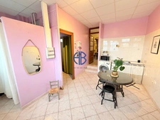 Maison de caractère d'environ 180 m² habitables, en pisé