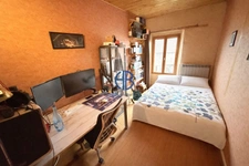 Maison de caractère d'environ 180 m² habitables, en pisé