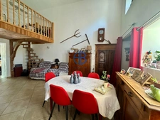 Maison Les Avenieres Veyrins Thuellin 7 pièce(s) 95 m2