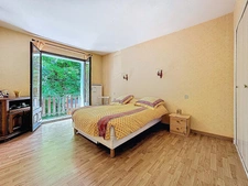 En pleine nature, villa plain-pied de 146 m², 5 chambres, au...