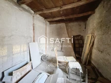 Maison dauphinoise en pierre à rénover, au calme, toiture ne...