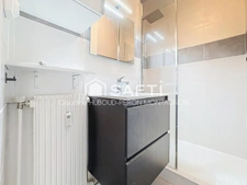 Appartement lumineux 4 pièces, 2 chambres, avec parking et c...