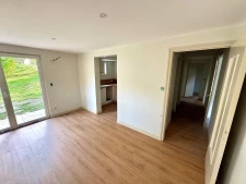 RDJ privatif plain pied ! Refait à neuf, 3 logements