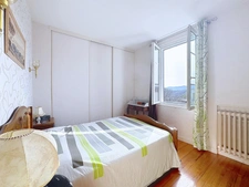 Maison au calme, vue montagnes, secteur résidentiel