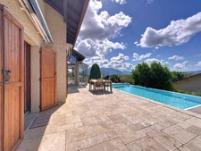 Rare, villa avec vue sur les massifs, piscine et garage - qu...